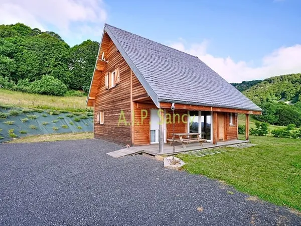 EXCLUSIVITE. Chalet en madriers