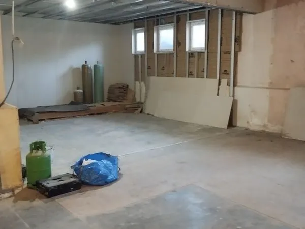 Local 200m2