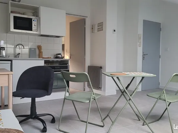 Studio neuf centre Blois meublé 40m2 (20m2 Carrez) 500 cc