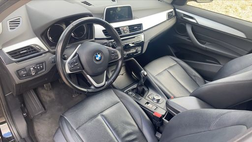 BMW X1 sDrive 18i 140 - Business Design – 2019 – 97629 km – Essence – Boîte Manuelle — photo 30