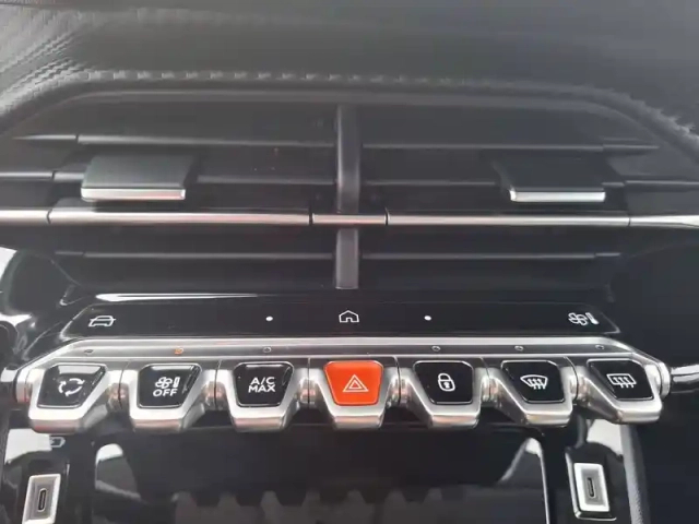 Peugeot 208 puretech 100 s&amp;s bvm6 — photo 32