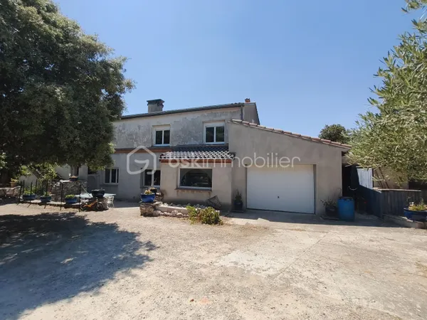 Maison 12 pièces 241 m²