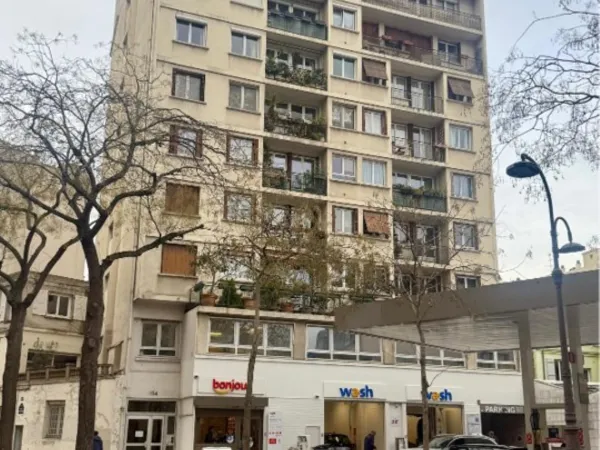 Local professionnel 226 m²