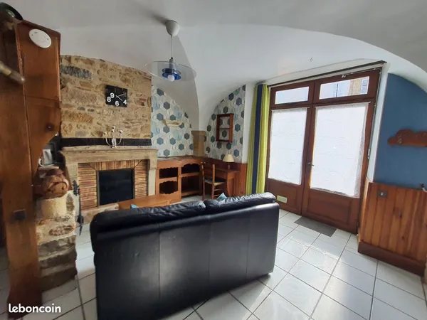 Grand Studio de 32 m² en centre ville plein Ouest