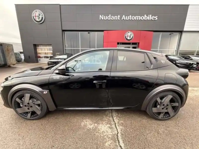 Lancia Ypsilon h.f. perfo 280ch 54kwh hf — photo 4