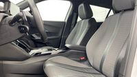 Peugeot 2008 1.2 PureTech 130ch S&S Allure Pack EAT8 — photo 9