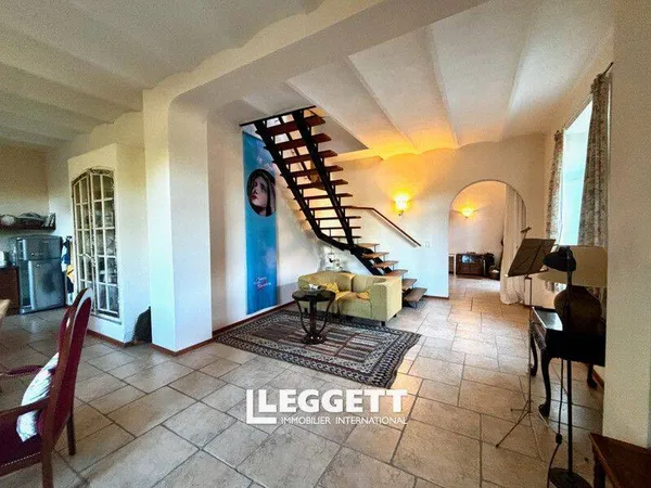 Appartement 6 pièces 138 m²