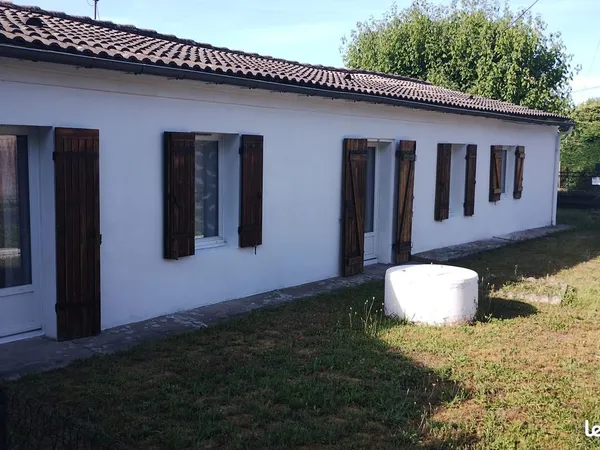 Maison 90 m2 de plein pied sur terrain de 2 390m2