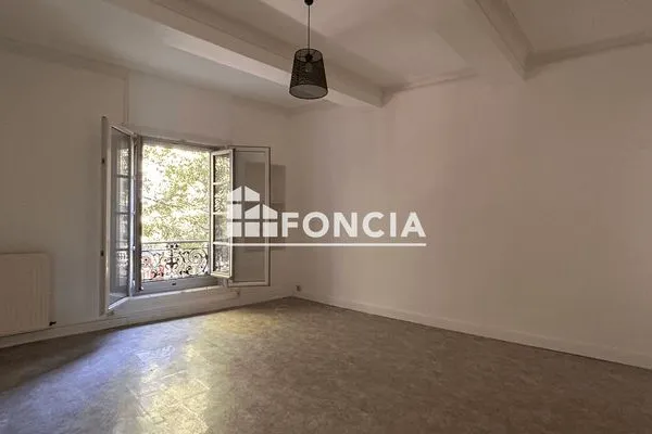 Appartement 4 pièces 82 m²