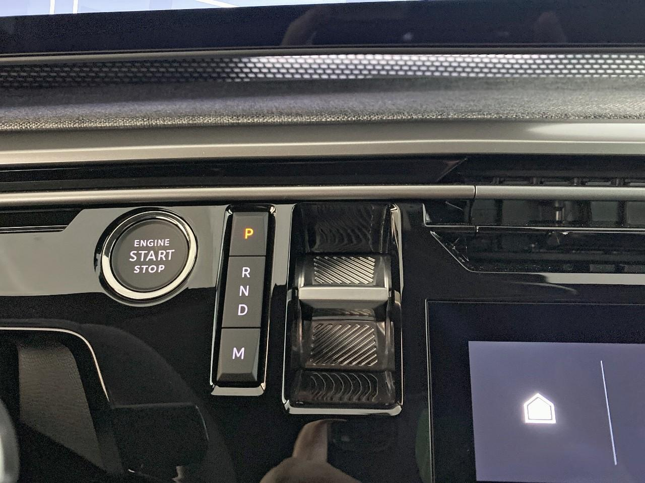 Peugeot 3008 hybrid 145 e-dcs6 gt — photo 15