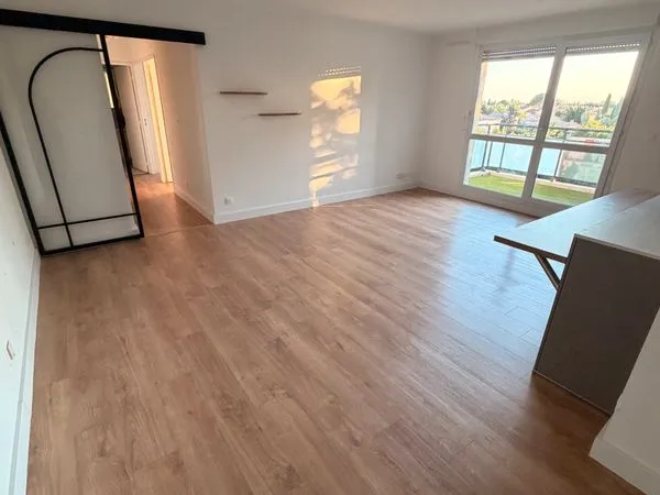 Appartement T3 65m2 + Balcon + garage