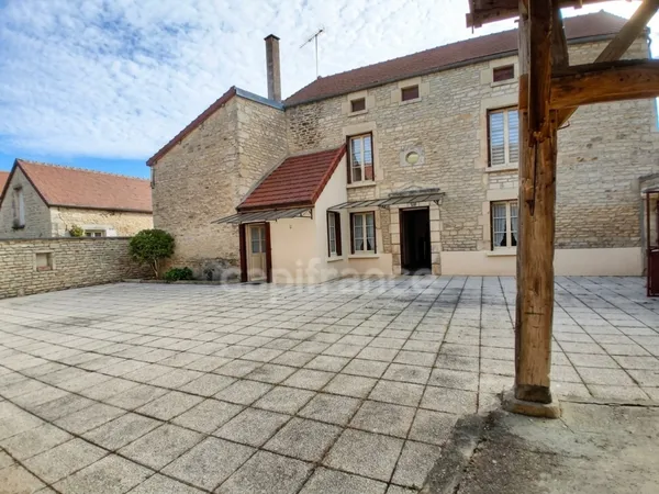 Propriété de village modulable : 110 m² habitables + 80 m² de grange - Argenteuil-sur-Armançon (Proc