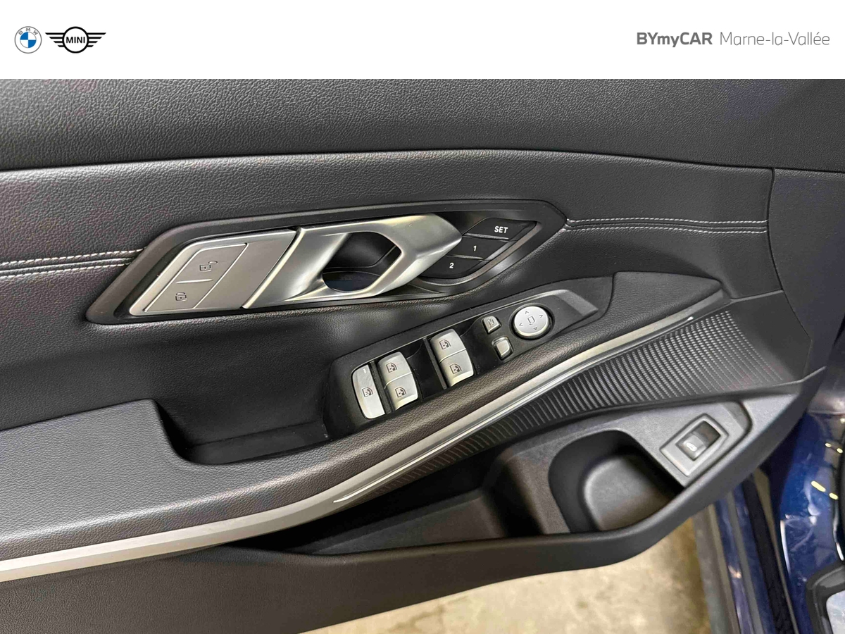 BMW Touring 320i 184 ch BVA8 — photo 27