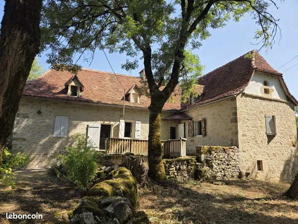 Propriété 4 pièces 96 m²