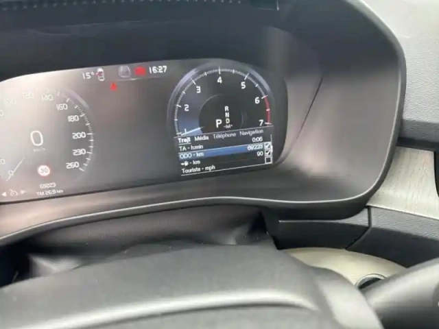 Volvo Xc40 t2 129ch inscription luxe geartronic 8 — photo 14