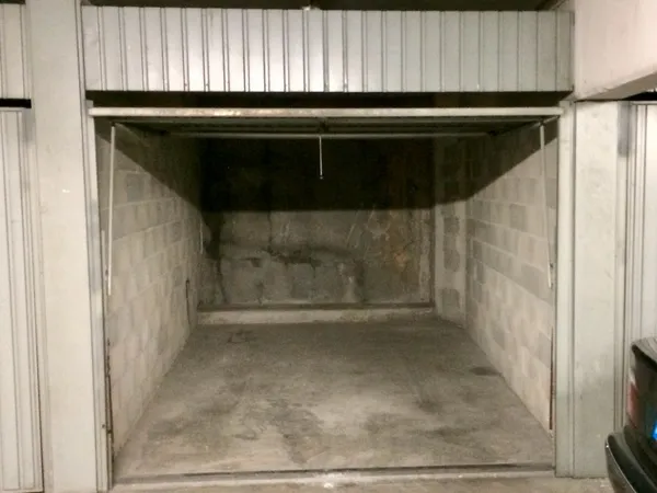 Garage box à louer