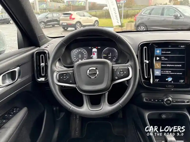 Volvo Xc40 t4 recharge 129+82 ch dct7 — photo 9
