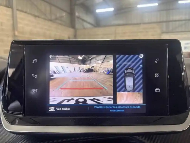 Peugeot 208 puretech 100 s&amp;s bvm6 — photo 16