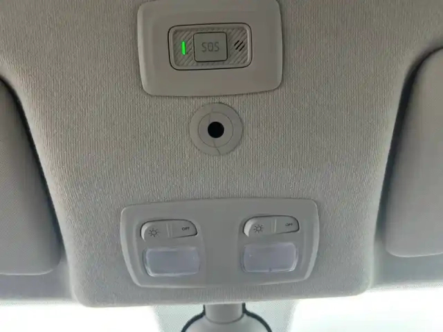Dacia Sandero eco-g 100 - 22 — photo 15