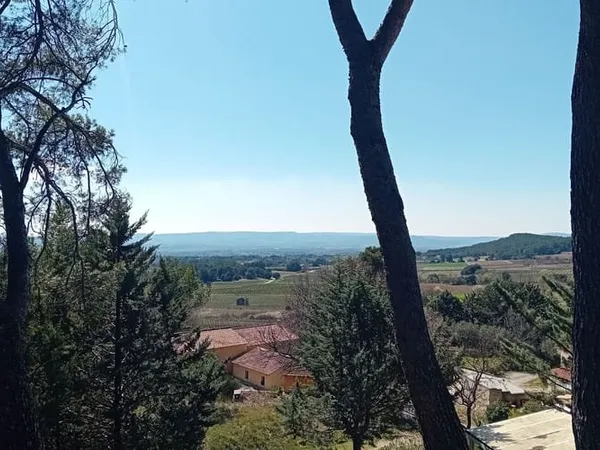 Terrain 4538 m²