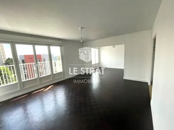 T4 BALCON, PARKING VENOIX