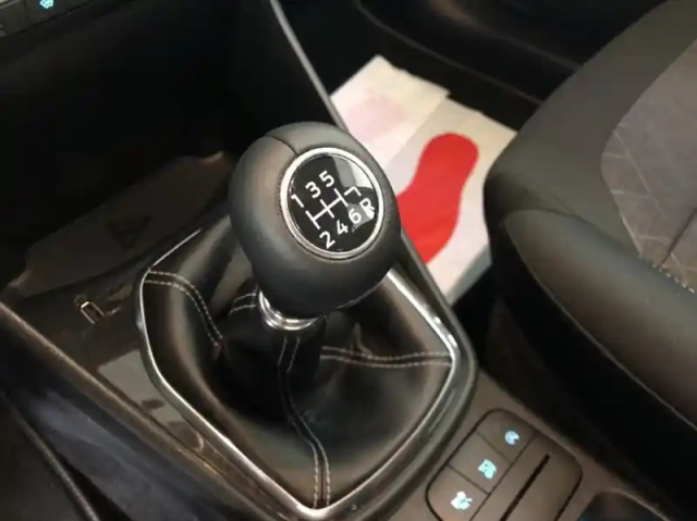 Ford Fiesta active 1.0 ecoboost 95ch — photo 8