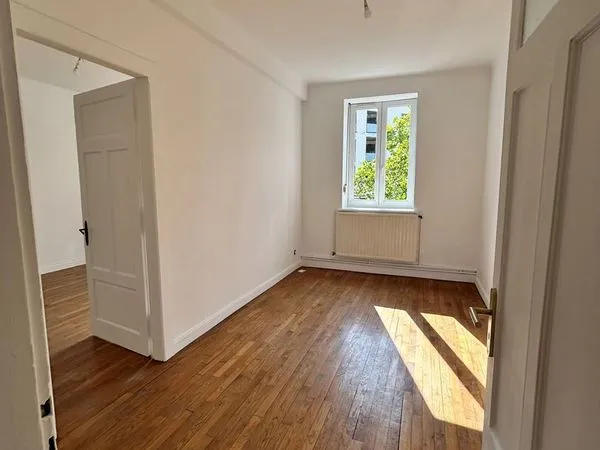 Appartement 4 pièces 74 m²