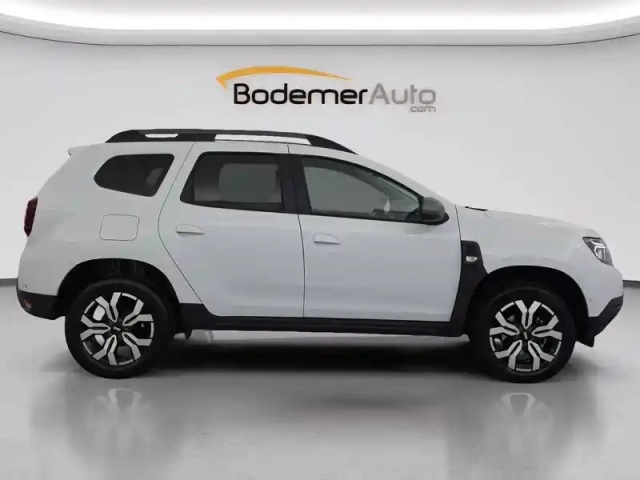 Dacia Duster eco-g 100 4x2 — photo 16