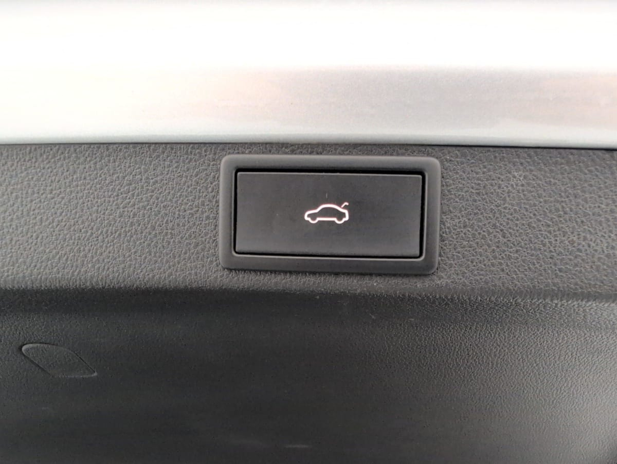 Skoda Octavia Combi — photo 21