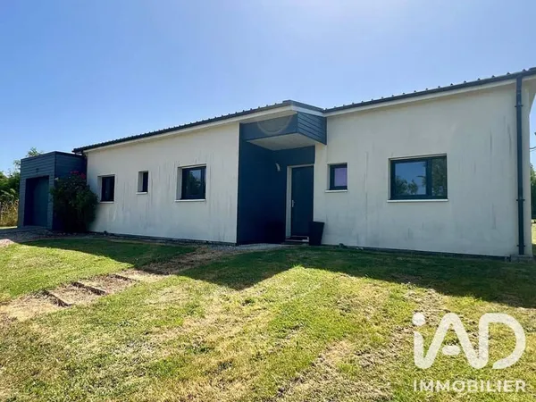 Maison de plain-pied 6 pièces 121 m²