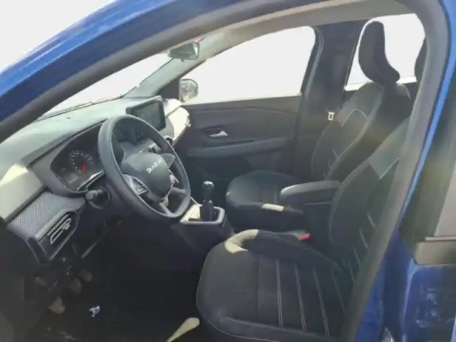Dacia Sandero 1.0 tce 90ch expression — photo 14