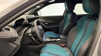 Peugeot 2008 1.2 Hybrid 110ch Envy e-DCS6 — photo 12