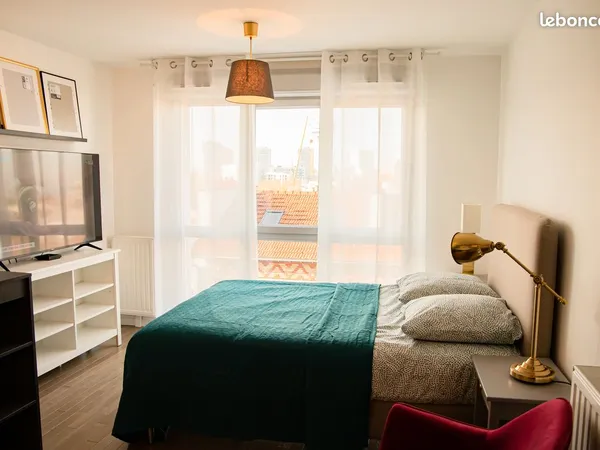 Coup de coeur Magnifique studio meublé de 24m² avec vue dégagée - Romainville Centre (Métro Ligne 11