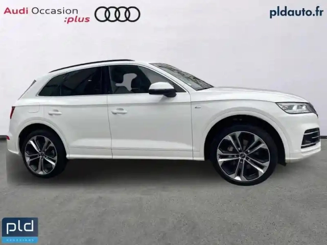 Audi Q5 55 tfsi e 367 s tronic 7 quattro — photo 4