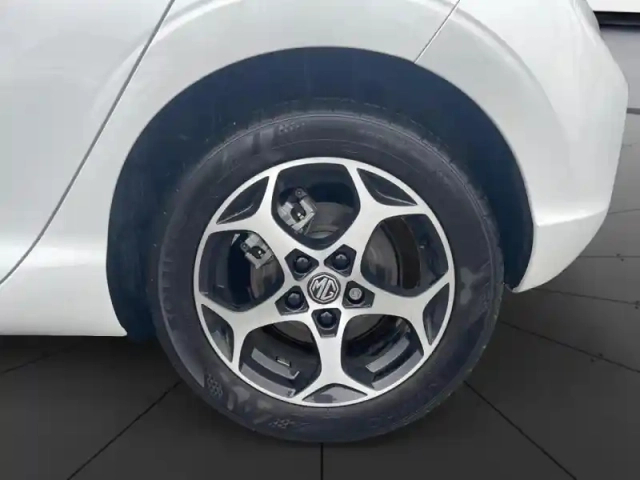 Mg Mg3 hybrid+ 195ch luxury — photo 11