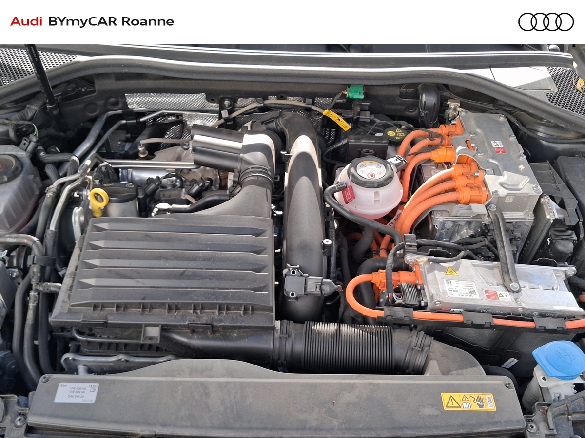 Audi A3 Sportback 40 TFSIe 204 S tronic 6 — photo 17