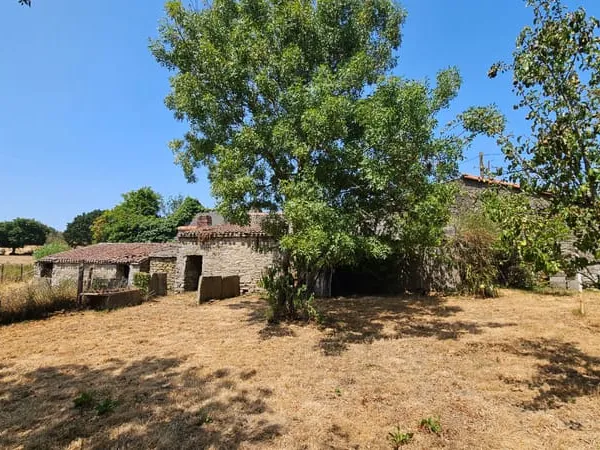 Maison Saint Etienne De Montluc 8 pièce(s) 127 m2