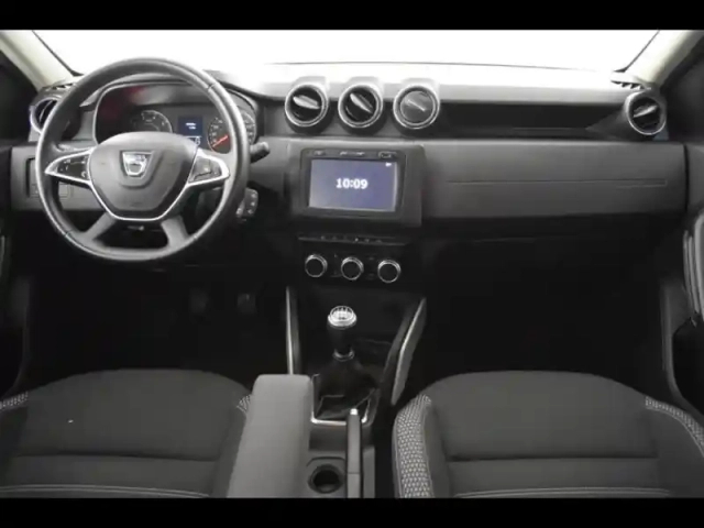 Dacia Duster 1.5 blue dci 115ch prestige 4x2 — photo 13