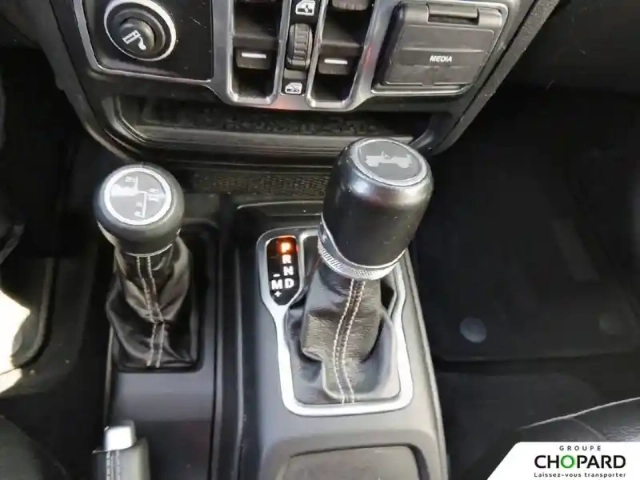 Jeep Wrangler unlimited 4xe 2.0 l t 380 ch phev 4x4 bva8 — photo 19