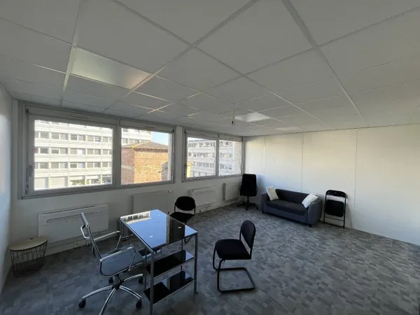 Bureaux 1 pièce 28 m²