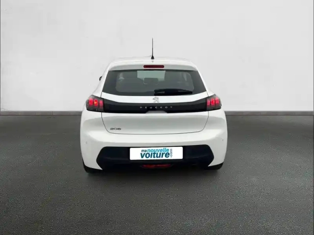 Peugeot 208 puretech 75 s&amp;s bvm5 — photo 5