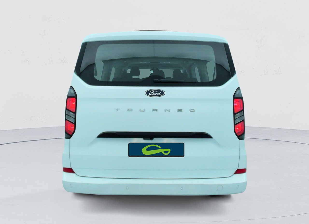 Ford Tourneo Custom — photo 4