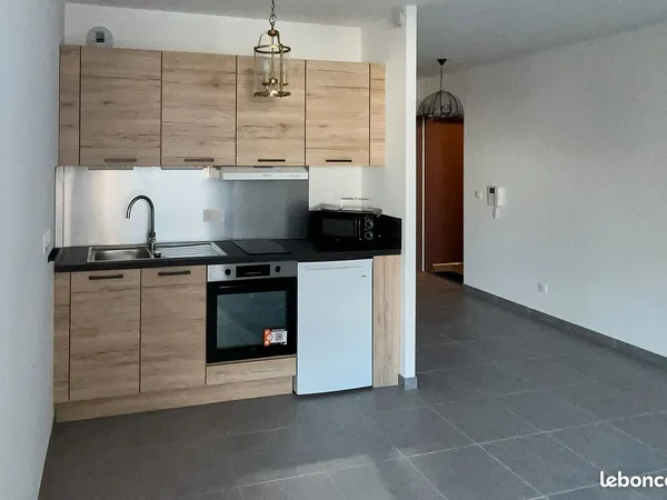 STUDIO 28 m², RÉSIDENCE DE STANDING, QUARTIER GARE