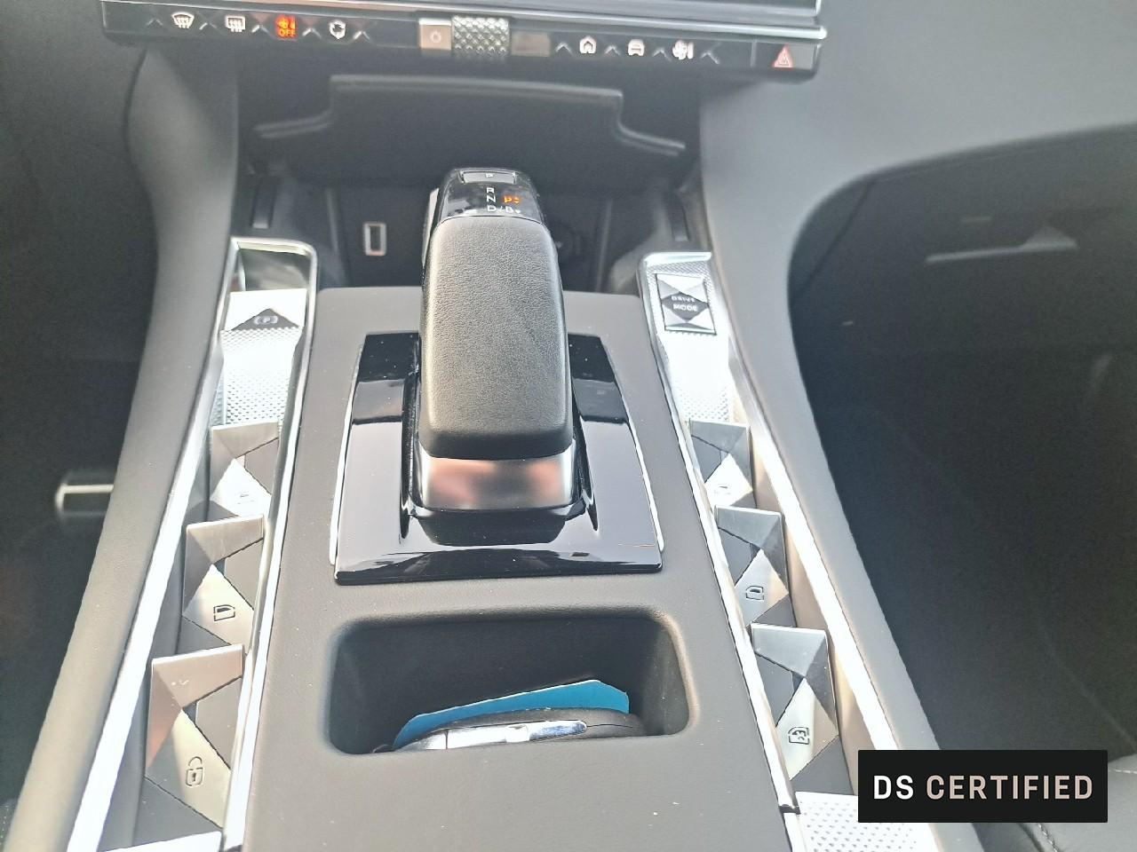 Ds Ds 7 crossback hybride rechargeable e-tense 225 eat8 rivoli — photo 13