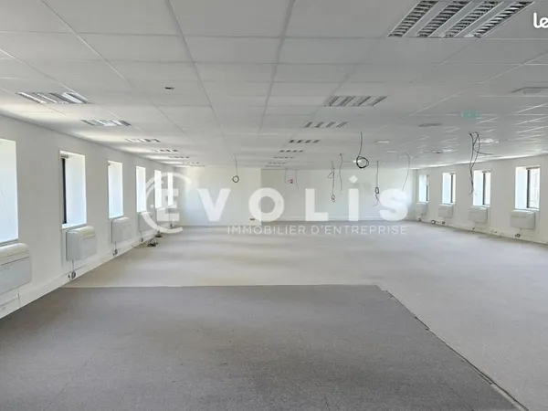 Bureaux 370 m²