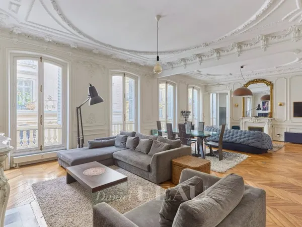 Paris VIIIe - Lisbonne