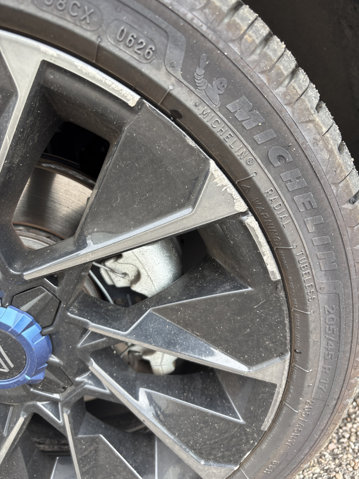 Renault Clio E-Tech full hybrid 145 ch GSR2 — photo 33