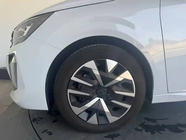 Peugeot 208 100 s&amp;s bvm6 — photo 40