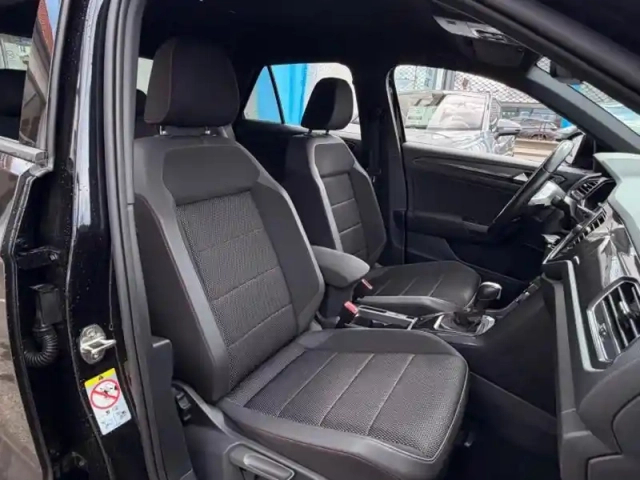Volkswagen T-Roc 1.5 tsi evo 150ch carat dsg7 s&amp;s — photo 6