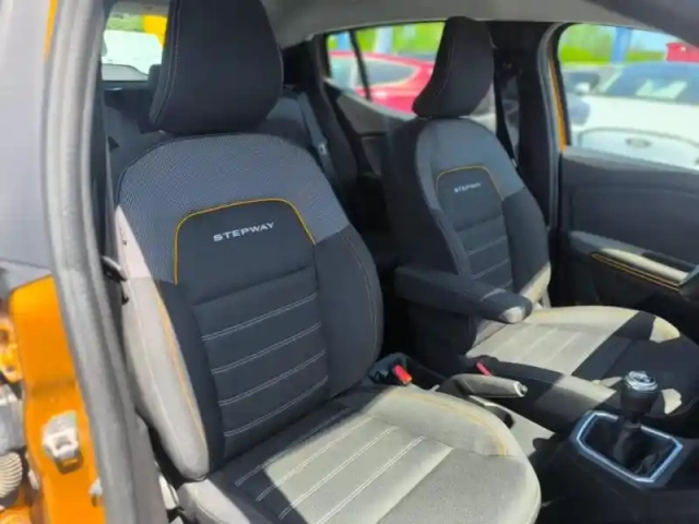 Dacia Sandero 1.0 tce 90ch stepway confort — photo 13